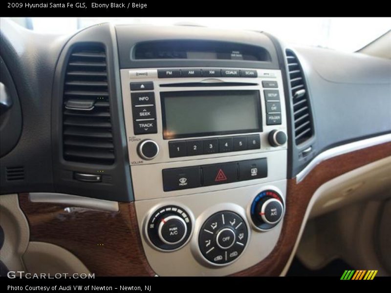 Ebony Black / Beige 2009 Hyundai Santa Fe GLS