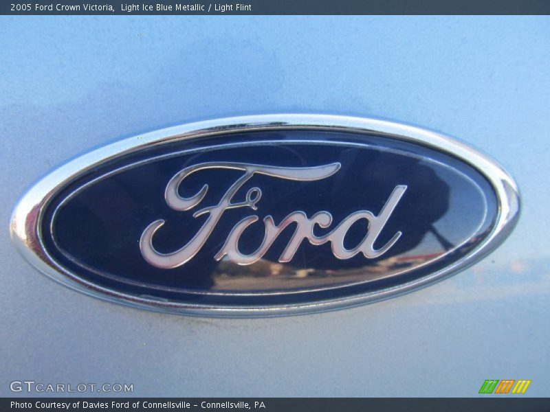  2005 Crown Victoria  Logo
