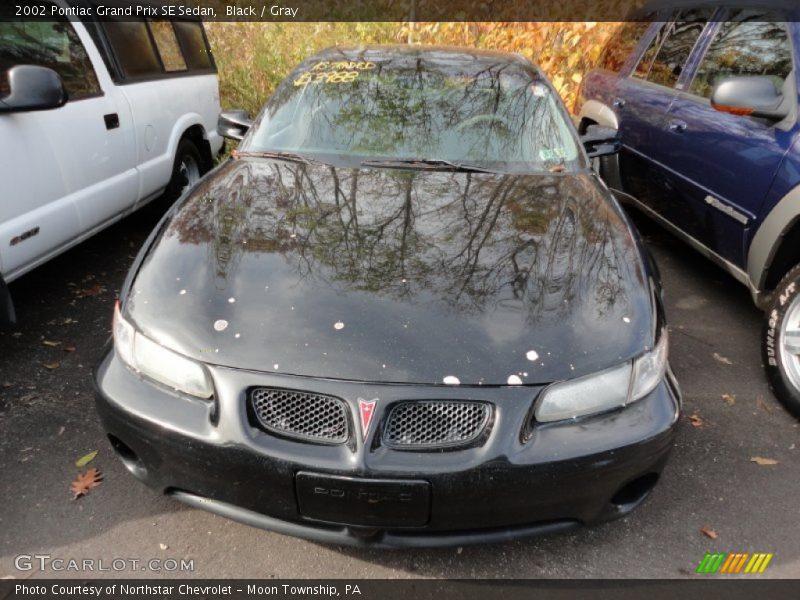Black / Gray 2002 Pontiac Grand Prix SE Sedan