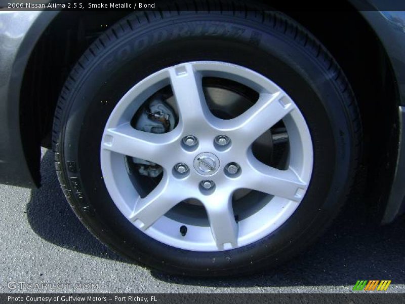 Smoke Metallic / Blond 2006 Nissan Altima 2.5 S