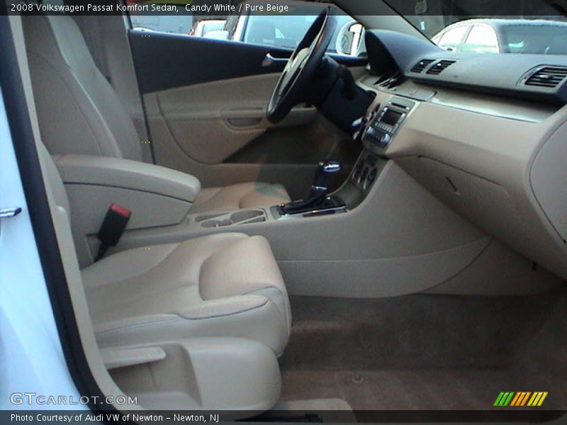 Candy White / Pure Beige 2008 Volkswagen Passat Komfort Sedan