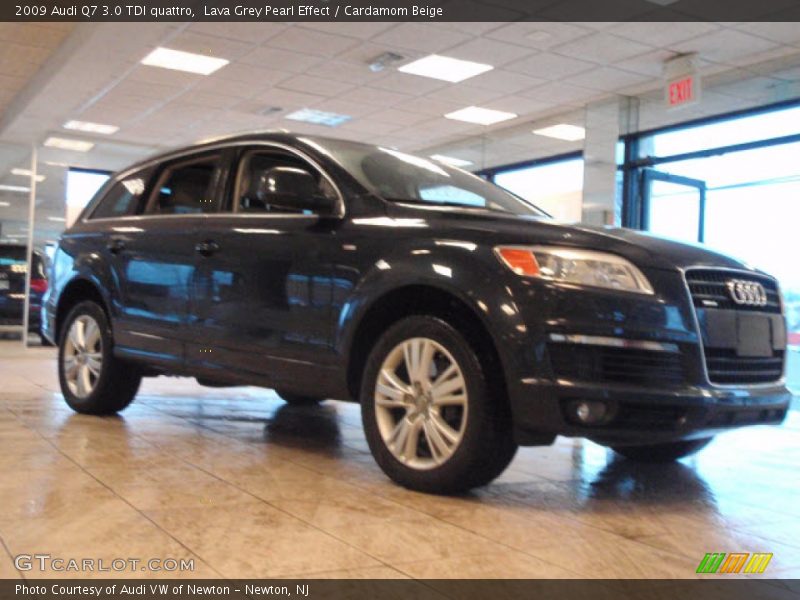 Lava Grey Pearl Effect / Cardamom Beige 2009 Audi Q7 3.0 TDI quattro