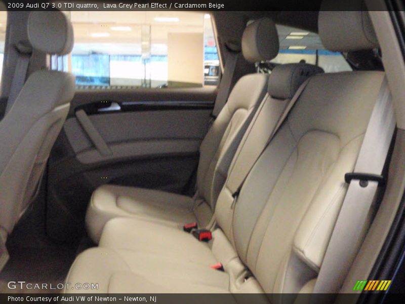 Lava Grey Pearl Effect / Cardamom Beige 2009 Audi Q7 3.0 TDI quattro