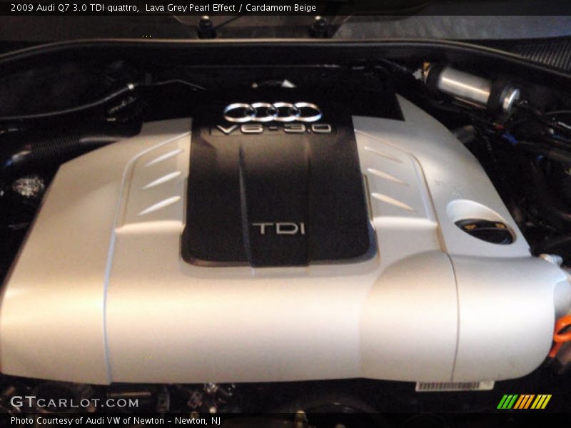  2009 Q7 3.0 TDI quattro Engine - 3.0 Liter TDI Turbo-Diesel DOHC 24-Valve V6