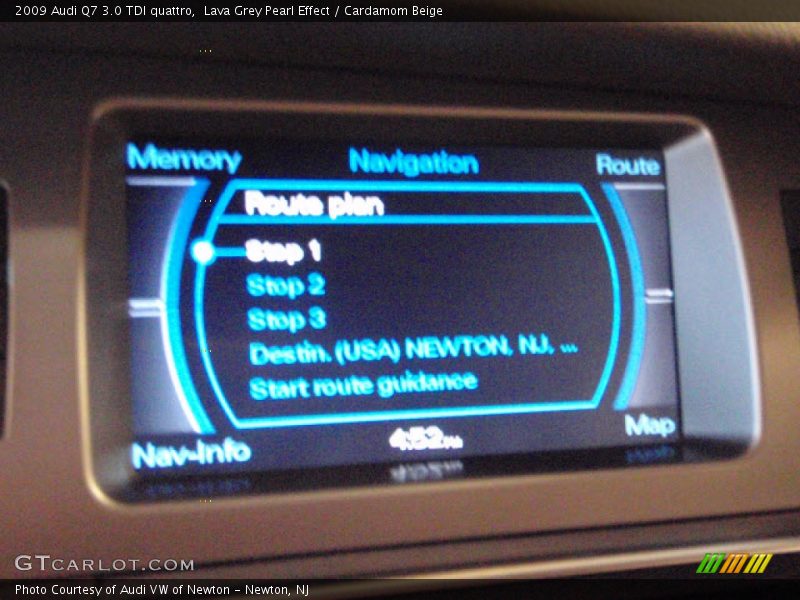 Lava Grey Pearl Effect / Cardamom Beige 2009 Audi Q7 3.0 TDI quattro