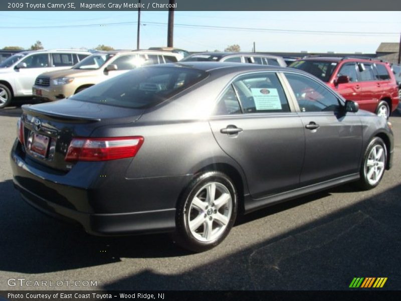 Magnetic Gray Metallic / Charcoal 2009 Toyota Camry SE