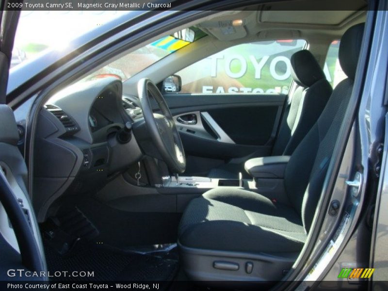 Magnetic Gray Metallic / Charcoal 2009 Toyota Camry SE
