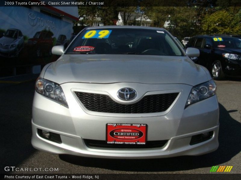 Classic Silver Metallic / Charcoal 2009 Toyota Camry SE