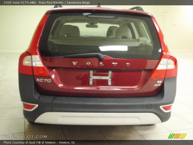 Ruby Red Metallic / Sandstone Beige 2008 Volvo XC70 AWD