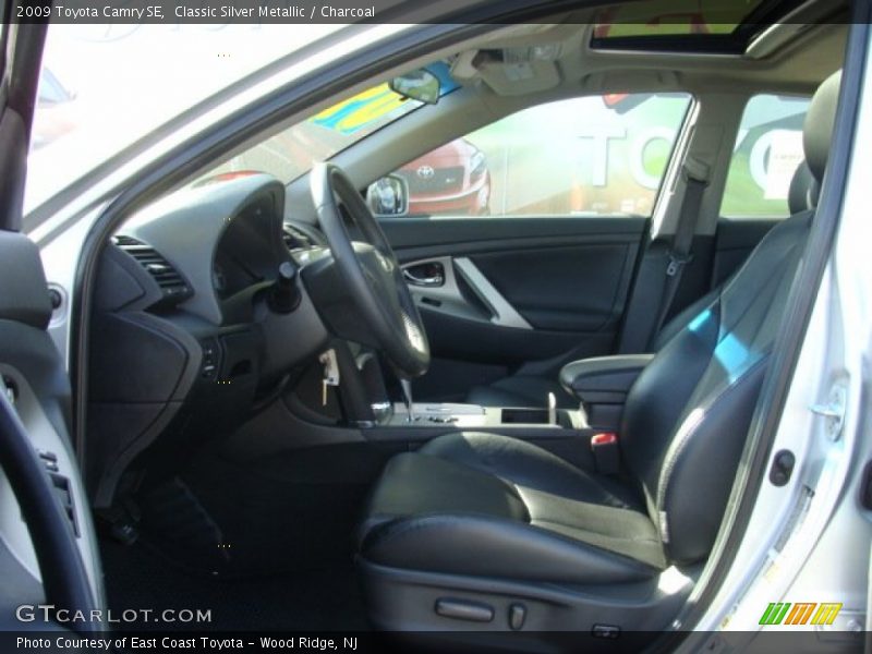 Classic Silver Metallic / Charcoal 2009 Toyota Camry SE