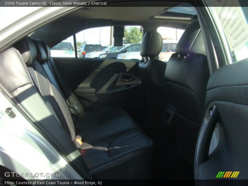 Classic Silver Metallic / Charcoal 2009 Toyota Camry SE