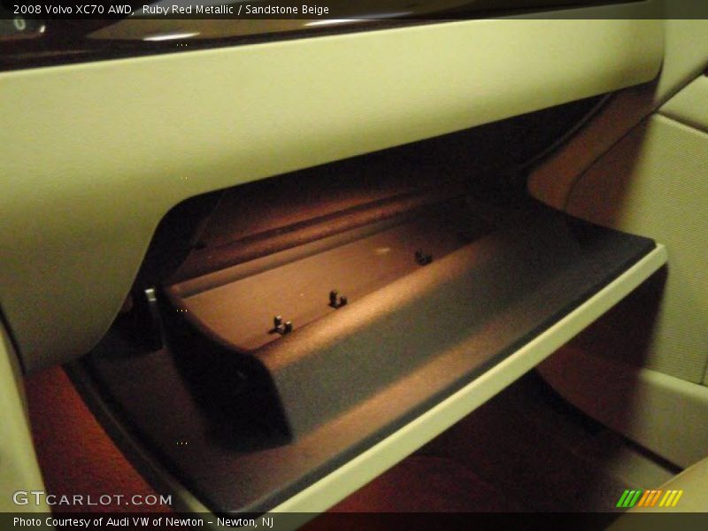 Ruby Red Metallic / Sandstone Beige 2008 Volvo XC70 AWD