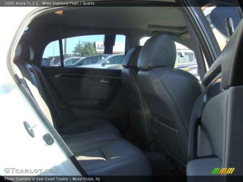 White Diamond Pearl / Quartz 2005 Acura TL 3.2
