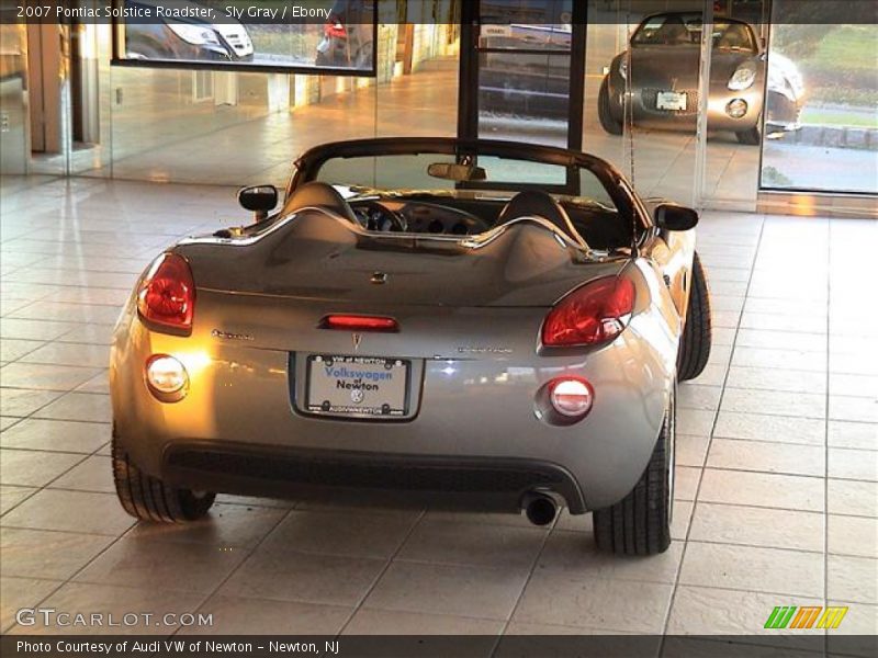 Sly Gray / Ebony 2007 Pontiac Solstice Roadster