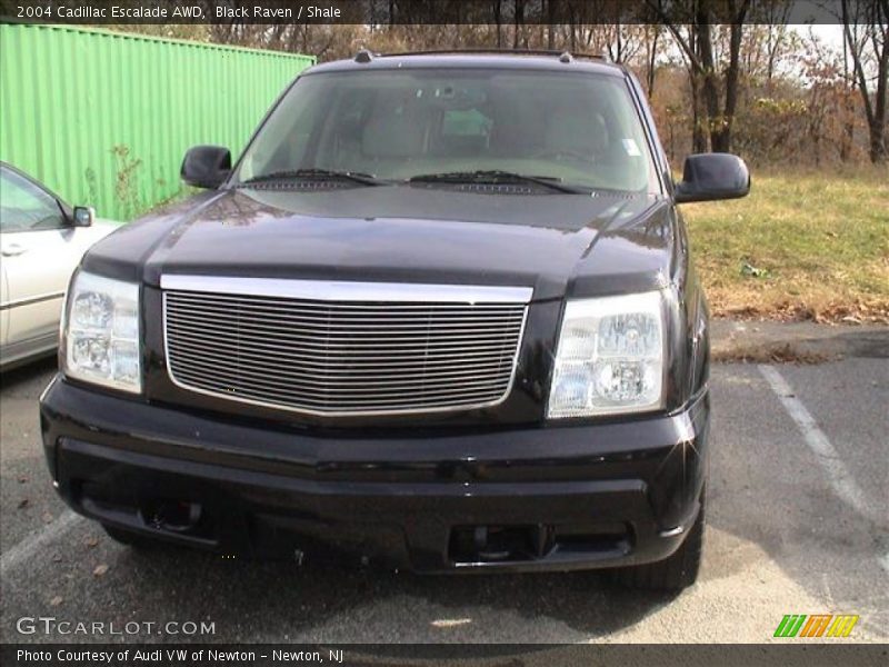 Black Raven / Shale 2004 Cadillac Escalade AWD