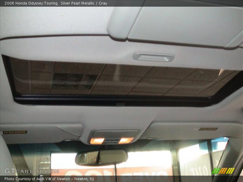 Silver Pearl Metallic / Gray 2006 Honda Odyssey Touring