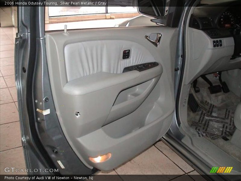 Silver Pearl Metallic / Gray 2006 Honda Odyssey Touring