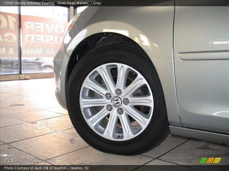 Silver Pearl Metallic / Gray 2006 Honda Odyssey Touring