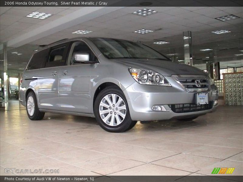 Silver Pearl Metallic / Gray 2006 Honda Odyssey Touring