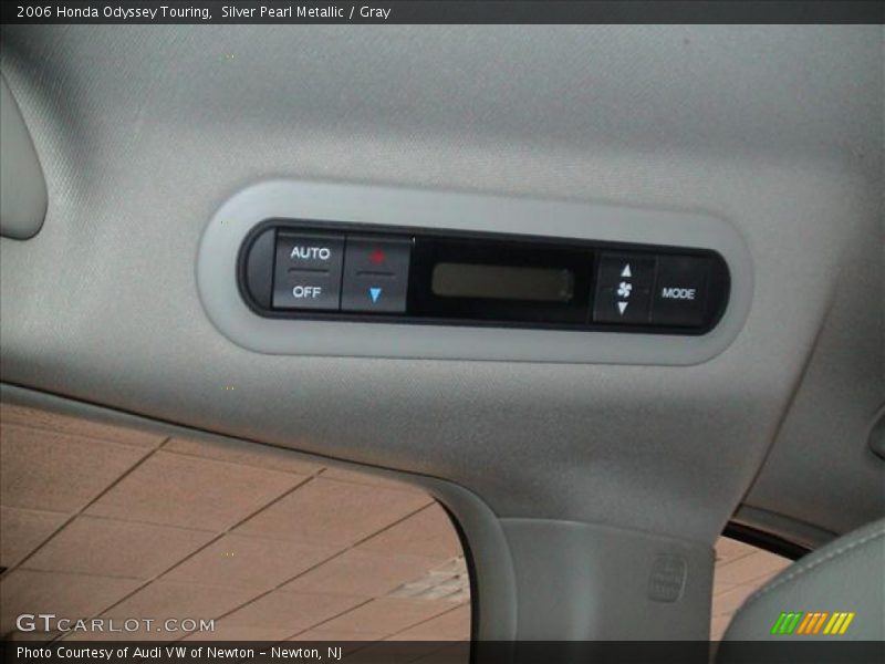 Silver Pearl Metallic / Gray 2006 Honda Odyssey Touring
