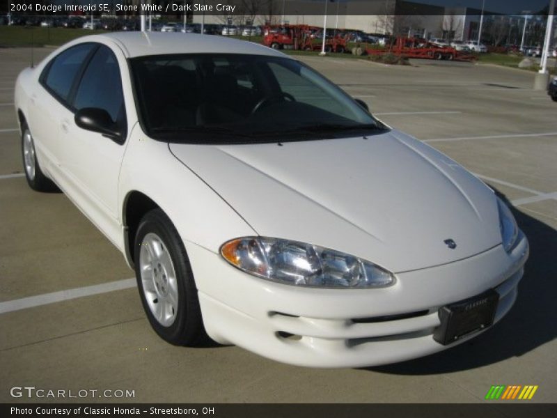 Stone White / Dark Slate Gray 2004 Dodge Intrepid SE