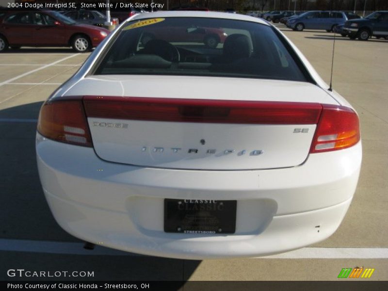 Stone White / Dark Slate Gray 2004 Dodge Intrepid SE