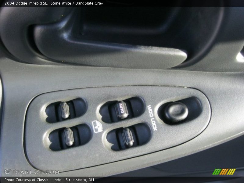 Stone White / Dark Slate Gray 2004 Dodge Intrepid SE