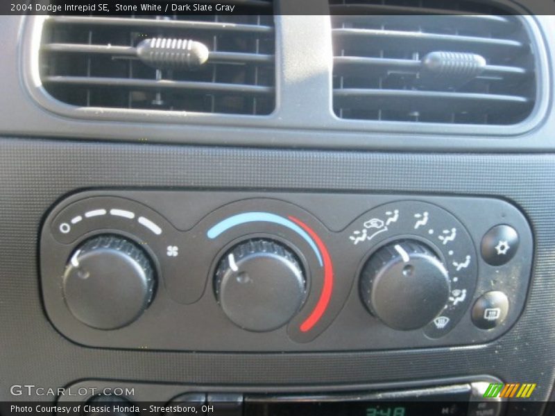 Stone White / Dark Slate Gray 2004 Dodge Intrepid SE