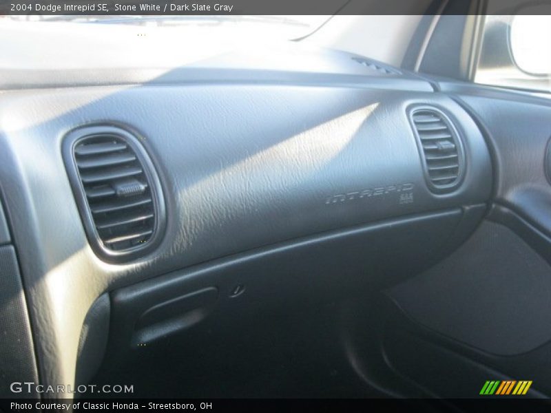 Stone White / Dark Slate Gray 2004 Dodge Intrepid SE