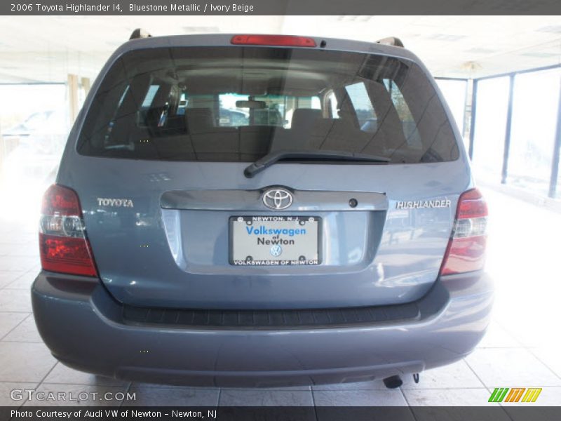 Bluestone Metallic / Ivory Beige 2006 Toyota Highlander I4