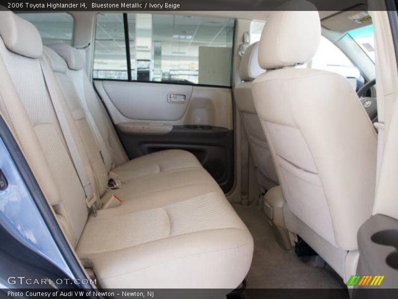 Bluestone Metallic / Ivory Beige 2006 Toyota Highlander I4