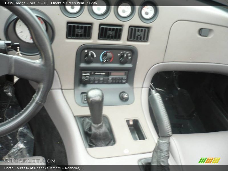 Controls of 1995 Viper RT-10