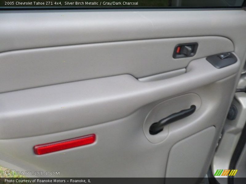Silver Birch Metallic / Gray/Dark Charcoal 2005 Chevrolet Tahoe Z71 4x4