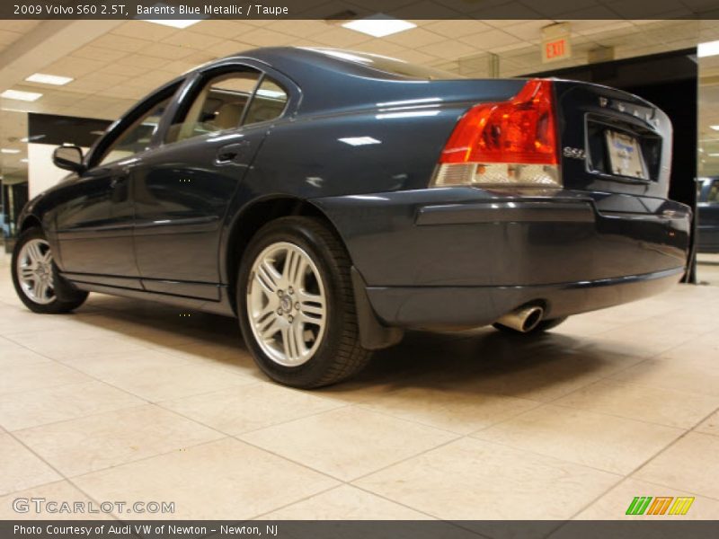 Barents Blue Metallic / Taupe 2009 Volvo S60 2.5T