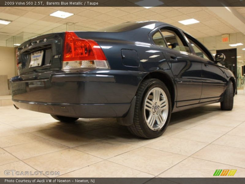 Barents Blue Metallic / Taupe 2009 Volvo S60 2.5T