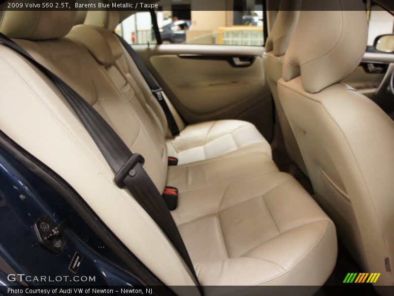 Barents Blue Metallic / Taupe 2009 Volvo S60 2.5T