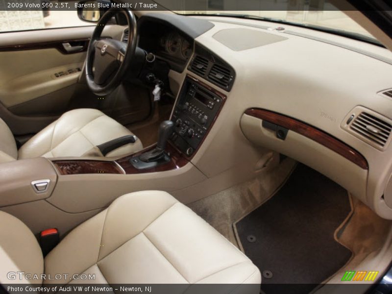 Barents Blue Metallic / Taupe 2009 Volvo S60 2.5T