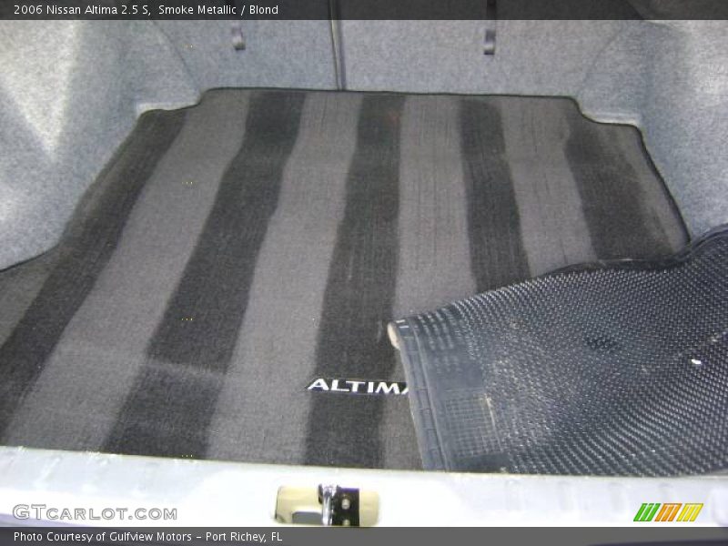 Smoke Metallic / Blond 2006 Nissan Altima 2.5 S
