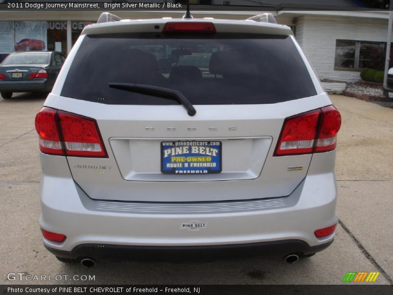 Bright Silver Metallic / Black 2011 Dodge Journey Mainstreet
