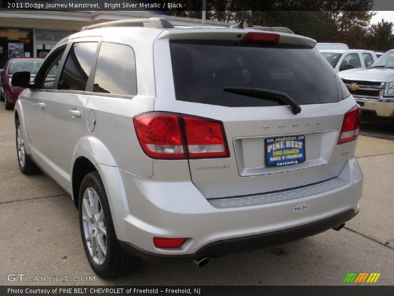 Bright Silver Metallic / Black 2011 Dodge Journey Mainstreet