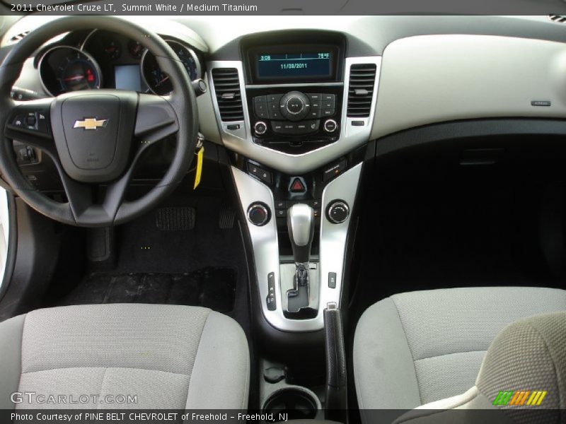Summit White / Medium Titanium 2011 Chevrolet Cruze LT