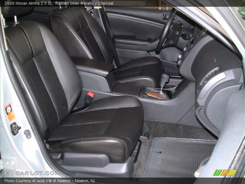 Radiant Silver Metallic / Charcoal 2009 Nissan Altima 2.5 SL