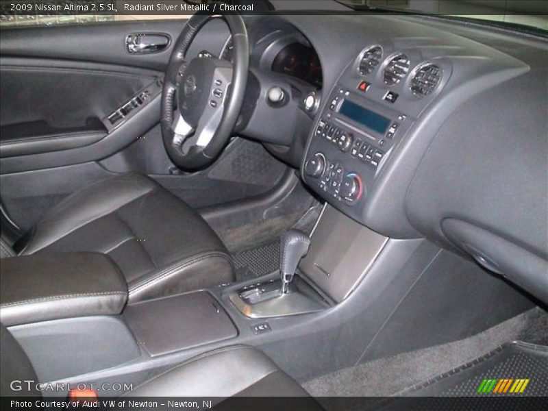 Radiant Silver Metallic / Charcoal 2009 Nissan Altima 2.5 SL