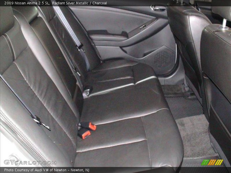 Radiant Silver Metallic / Charcoal 2009 Nissan Altima 2.5 SL
