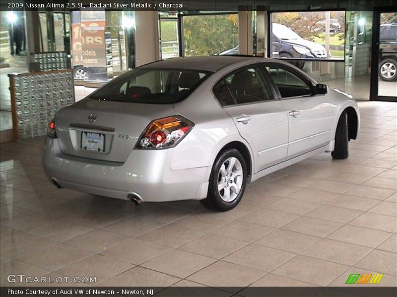 Radiant Silver Metallic / Charcoal 2009 Nissan Altima 2.5 SL