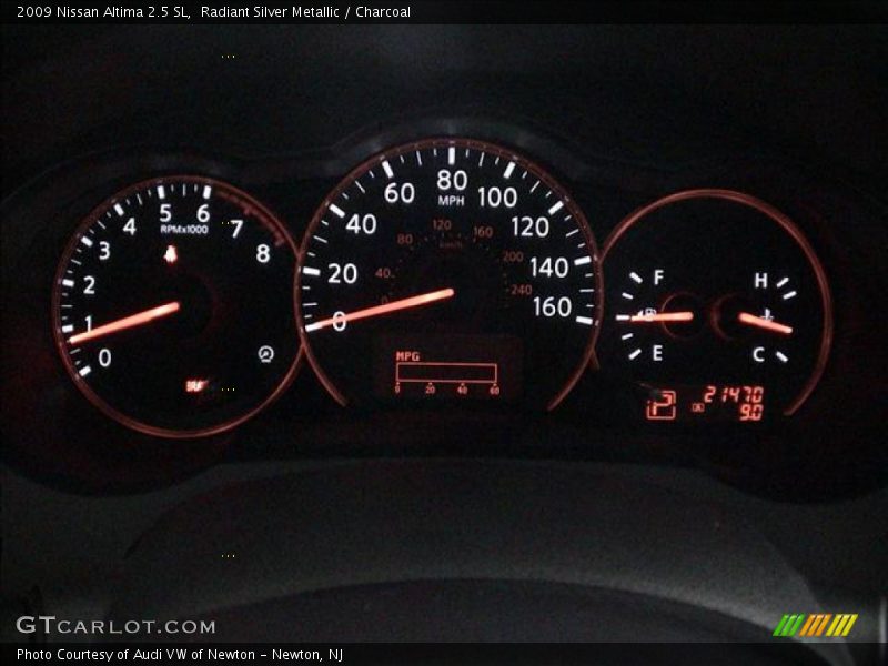 Radiant Silver Metallic / Charcoal 2009 Nissan Altima 2.5 SL
