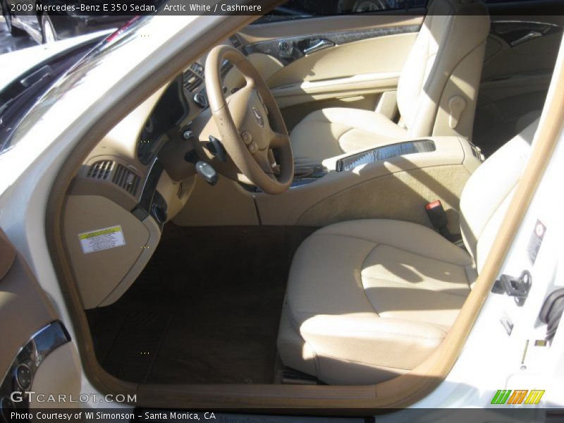 Arctic White / Cashmere 2009 Mercedes-Benz E 350 Sedan