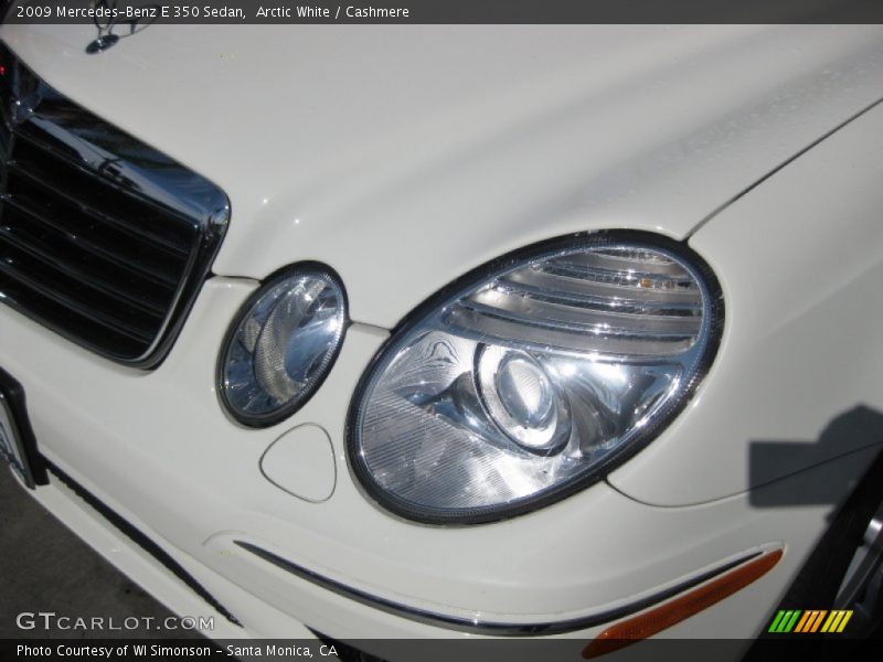 Arctic White / Cashmere 2009 Mercedes-Benz E 350 Sedan