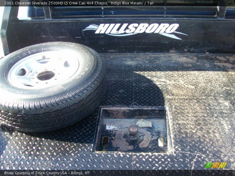 Indigo Blue Metallic / Tan 2001 Chevrolet Silverado 2500HD LS Crew Cab 4x4 Chassis