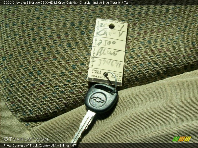 Keys of 2001 Silverado 2500HD LS Crew Cab 4x4 Chassis